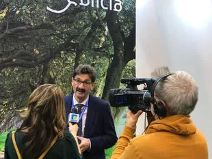 O Gran Fondo Ézaro, ÉXITO rotundo en Fitur 2019.